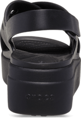 Brooklyn 4U Cross Strap Sandal